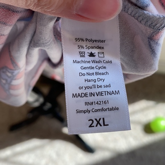 • Lularoe Irma Top • - Picture 4 of 5